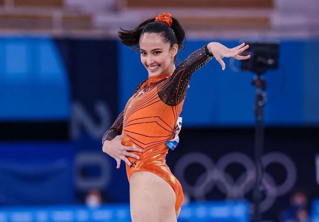 极端案例：解析“2020 年石油减产协议”背后的三方博弈——经典的博弈论对决。（极端案例：三方角力透视2020年石油减产协议——一场经典的博弈论较量）